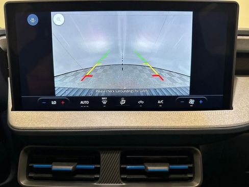 New 2025 Ford Maverick XLT image 5