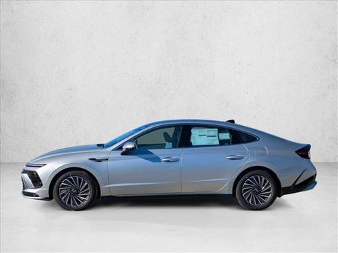 New 2026 Hyundai Sonata Limited image 8