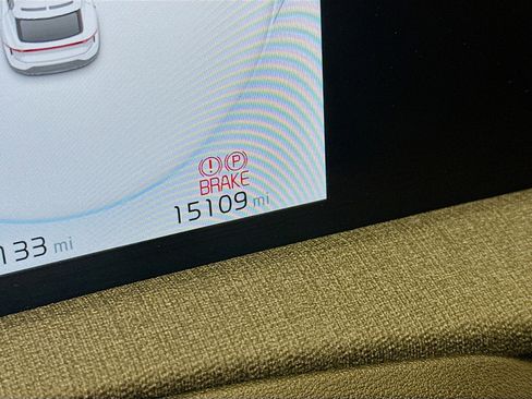 Used 2024 Kia EV6 Light AWD/4WD image 19
