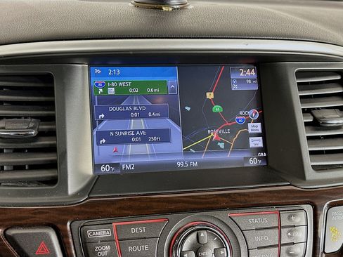 Used 2014 Nissan Pathfinder Platinum w/ Platinum Premium Package AWD/4WD image 22
