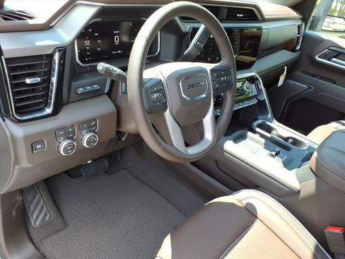 New 2026 GMC Sierra 3500 Denali w/ Denali Reserve Package AWD/4WD image 4