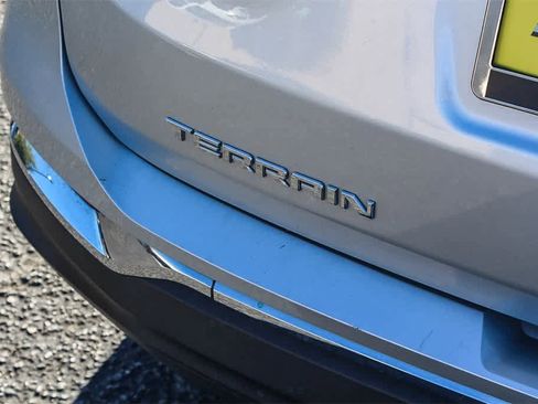 Used 2020 GMC Terrain SLT w/ Preferred Package image 9