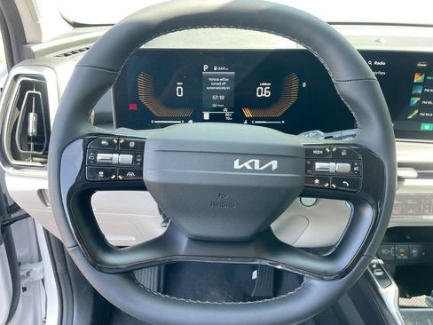 Used 2026 Kia Sorento S image 42