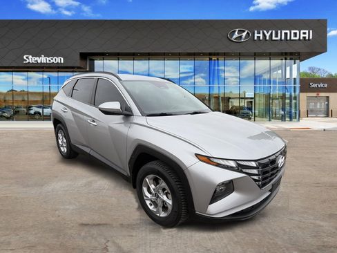 Used 2023 Hyundai Tucson SEL AWD/4WD image 3
