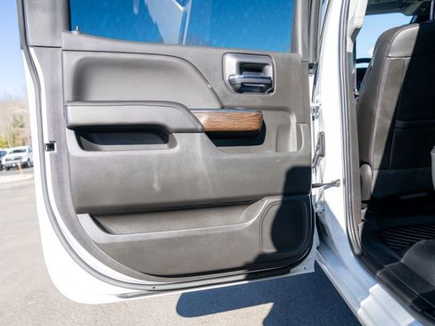 Used 2017 GMC Sierra 1500 Denali w/ Denali Ultimate Package image 19