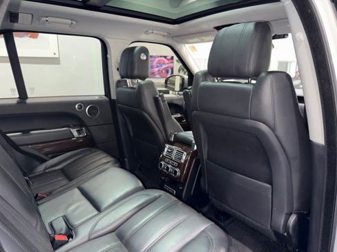 Used 2016 Land Rover Range Rover HSE image 50