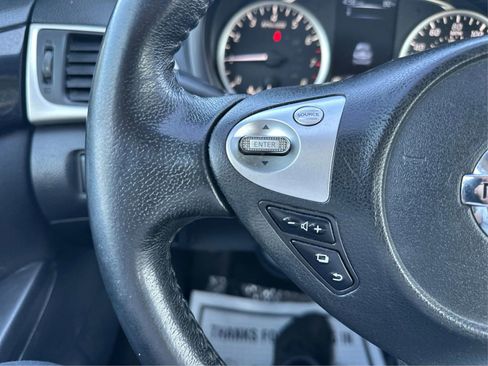 Used 2018 Nissan Sentra SV image 29