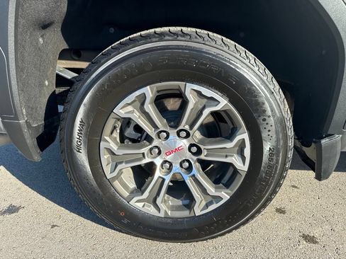 Used 2025 GMC Sierra 1500 SLT AWD/4WD image 25