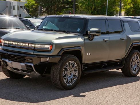 Used 2024 GMC Hummer EV 3X AWD/4WD image 8