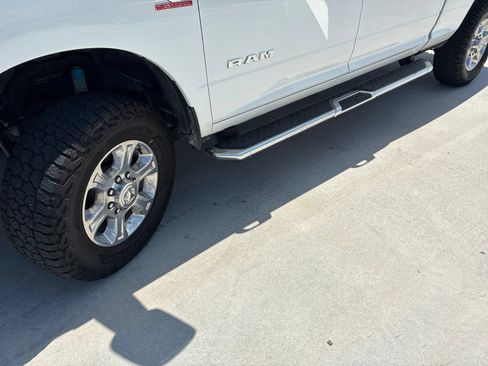 Used 2024 RAM 2500 Big Horn w/ Off Road Package AWD/4WD image 12