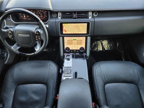 Used 2019 Land Rover Range Rover HSE image 25