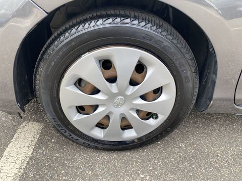 Used 2012 Toyota Prius C Two image 14