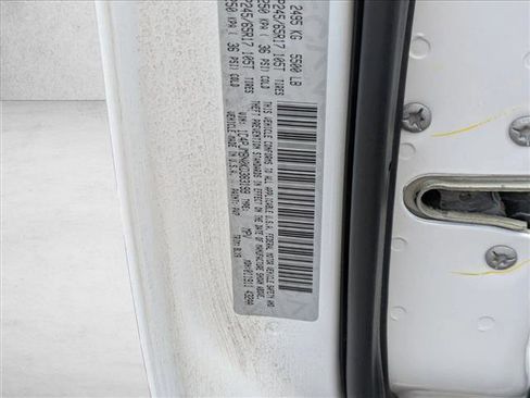 Used 2019 Jeep Cherokee Trailhawk image 24