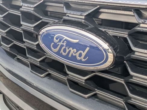 New 2026 Ford Escape ST-Line w/ Cold Weather Package AWD/4WD image 11