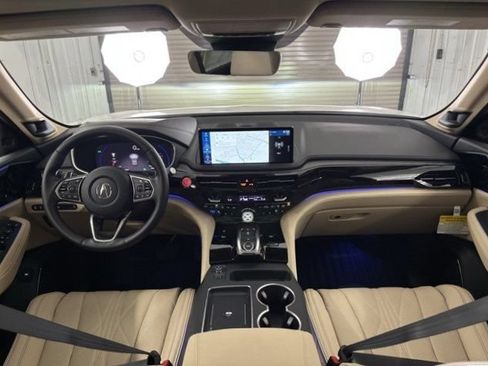 Used 2026 Acura MDX w/ Advance Package AWD/4WD image 18