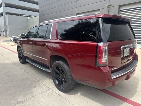 Used 2018 GMC Yukon XL Denali image 9