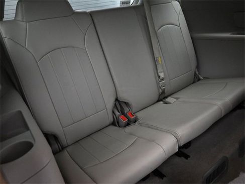 Used 2017 Buick Enclave Leather w/ Trailering Package image 17