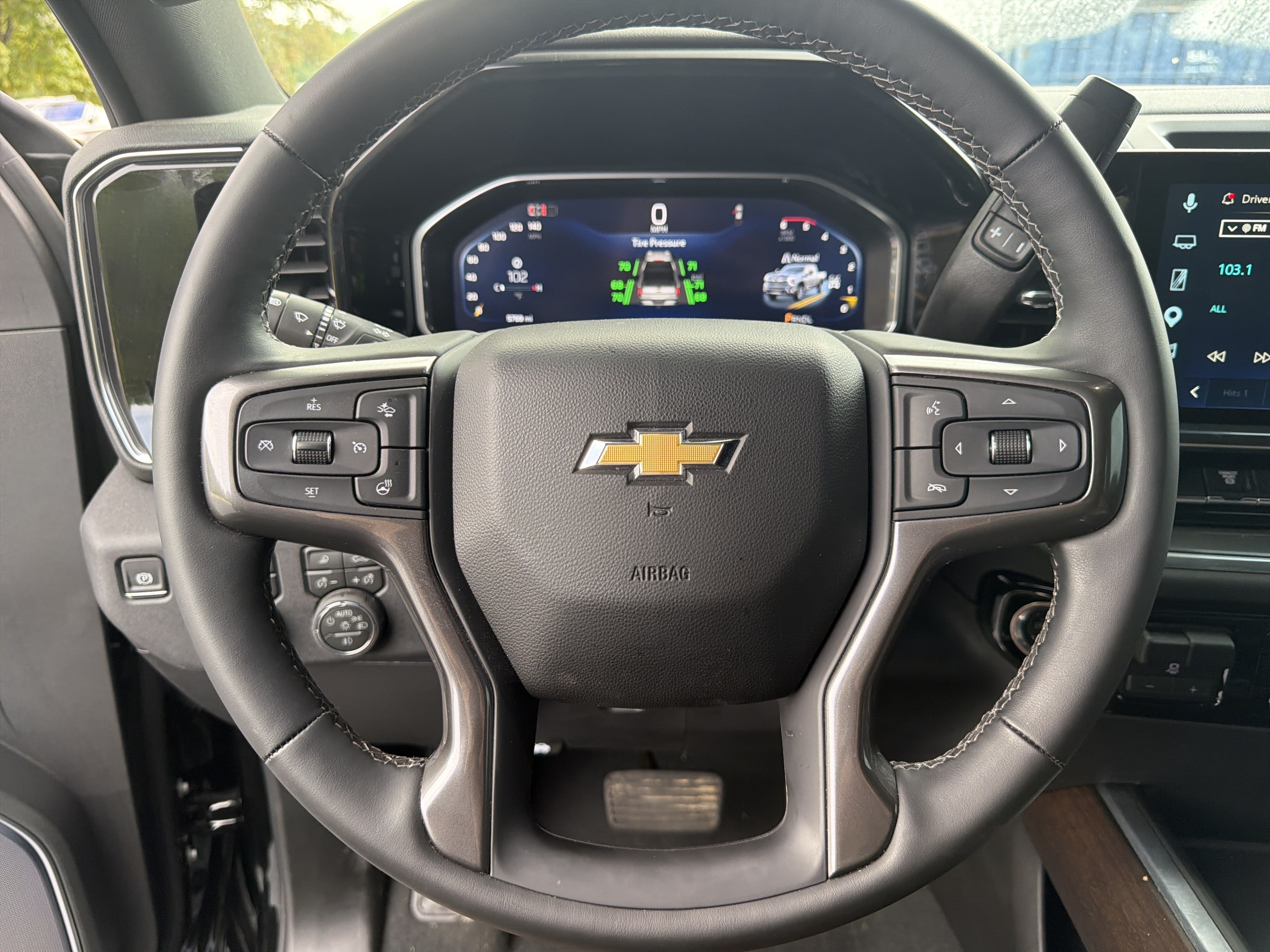 Used 2026 Chevrolet Silverado 3500 High Country w/ High Country Premium Package AWD/4WD image 12