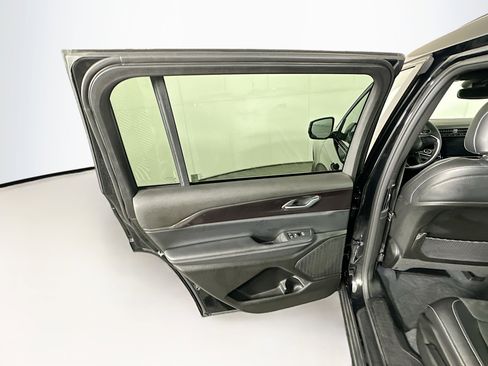 Used 2023 Jeep Grand Cherokee L Laredo RWD image 25