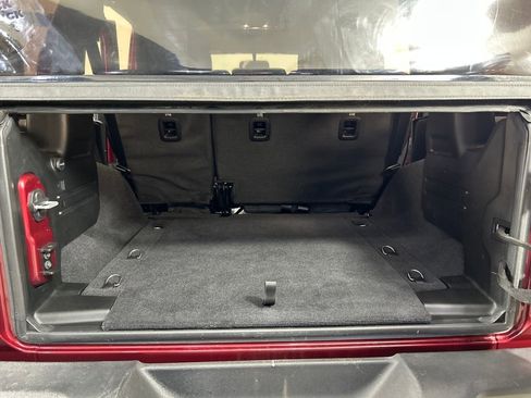 Used 2021 Jeep Wrangler Unlimited Sport S image 22