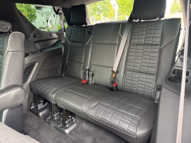 Used 2021 Cadillac Escalade Sport Platinum w/ LPO, ONYX Package AWD/4WD image 16