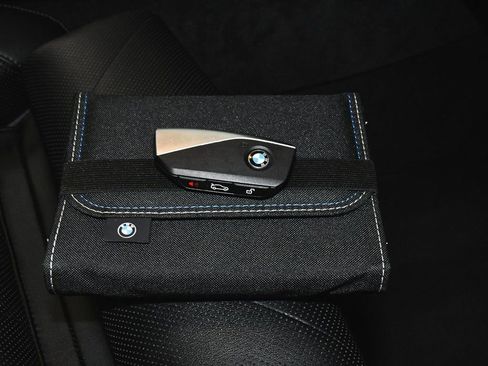 Used 2025 BMW X5 xDrive40i image 71