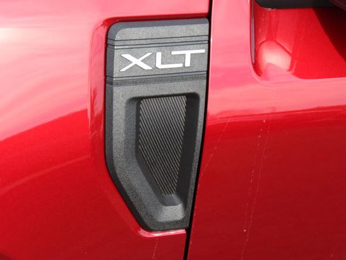 New 2026 Ford Maverick XLT AWD/4WD image 3