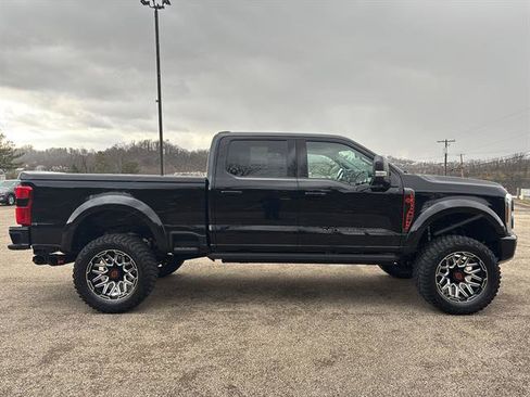 New 2026 Ford F250 Lariat w/ Black Appearance Package image 5