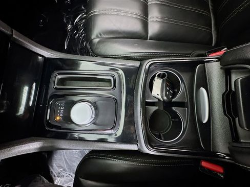 Used 2021 Chrysler 300 S w/ S Model Appearance Package RWD image 19