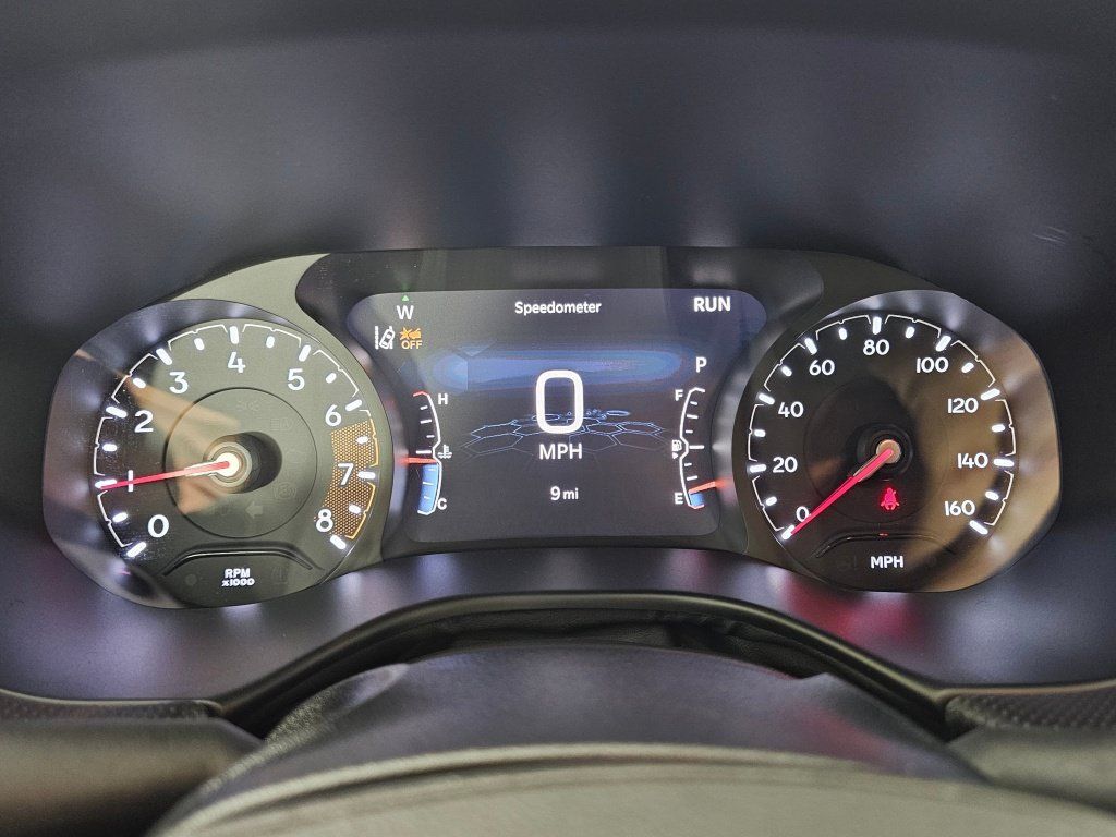 New 2026 Jeep Compass Latitude AWD/4WD image 25