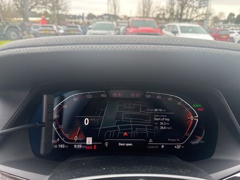 Used 2021 BMW X6 xDrive40i image 3