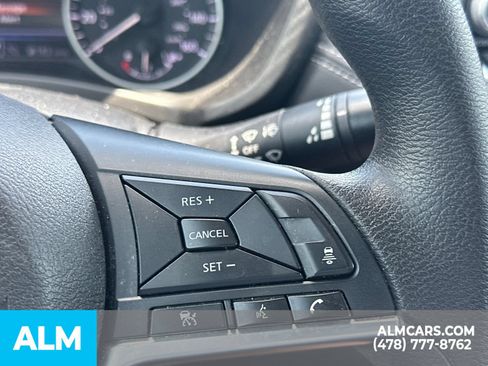 Used 2024 Nissan Sentra SV FWD image 29