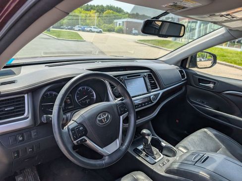 Used 2016 Toyota Highlander Limited AWD/4WD image 15