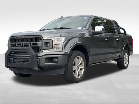 Used 2018 Ford F150 Platinum w/ Equipment Group 701A Luxury AWD/4WD image 3