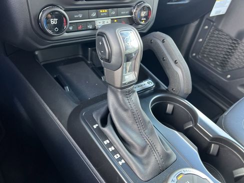 New 2025 Ford Bronco Badlands AWD/4WD image 22
