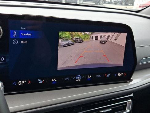 Certified 2026 Chevrolet Traverse LT AWD/4WD image 20