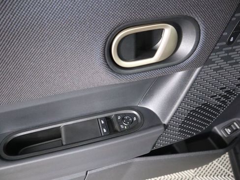 Certified 2025 MINI Cooper S image 22