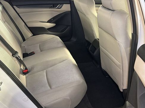 Used 2018 Honda Accord LX image 13