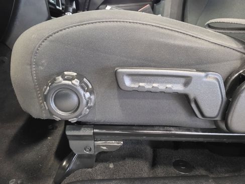 Used 2023 Jeep Wrangler Sport AWD/4WD image 14