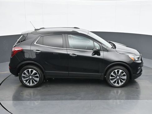 Used 2022 Buick Encore Preferred w/ Safety Package AWD/4WD image 22