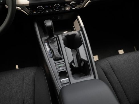 Used 2025 Honda Accord SE image 25