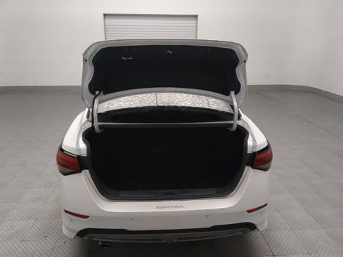 Used 2021 Nissan Sentra SR FWD image 29