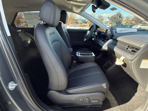 New 2025 Hyundai Ioniq 5 SEL image 26
