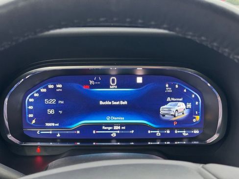 Used 2022 Chevrolet Suburban Premier image 20