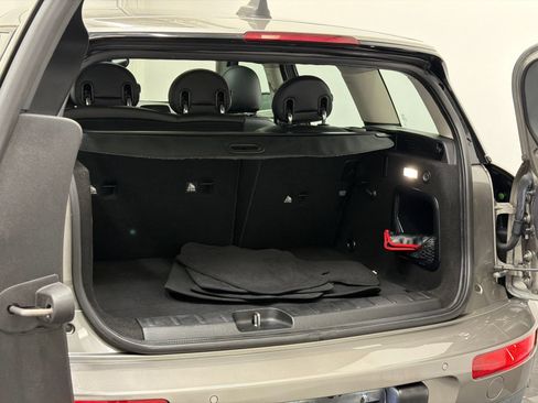 Used 2016 MINI Cooper Clubman FWD image 9