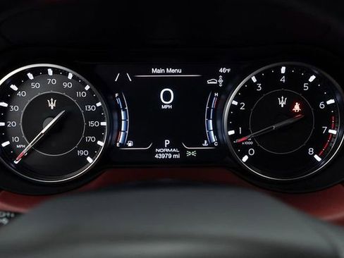 Used 2022 Maserati Levante GT image 16