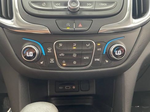 Certified 2023 Chevrolet Equinox LT AWD/4WD image 7