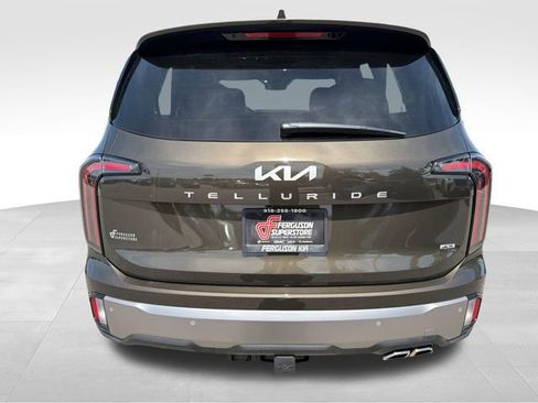 Certified 2025 Kia Telluride SX Prestige AWD/4WD image 6