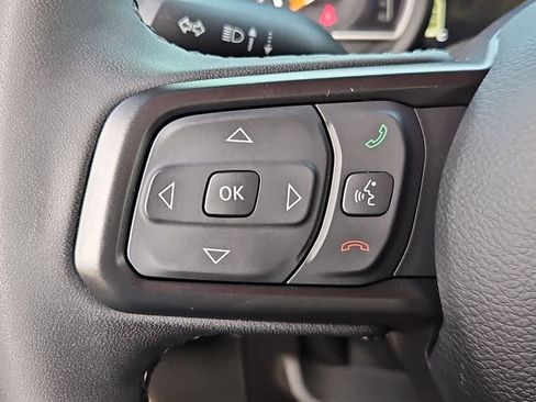 Used 2025 Jeep Gladiator Sport image 24