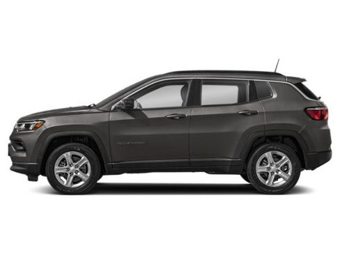 Certified 2023 Jeep Compass Latitude image 2